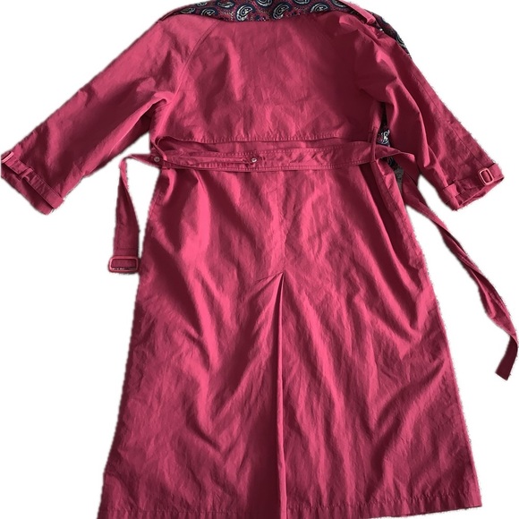 London Fog Raspberry Trench Coat with Paisley Scarf & Elegant Flowing Design - Picture 11 of 11